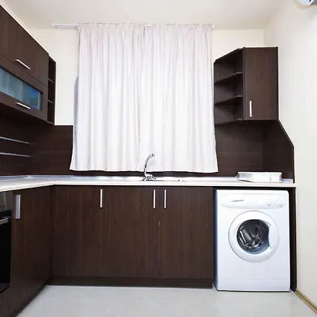 Apartmanhotel Green Hills Apart 3*